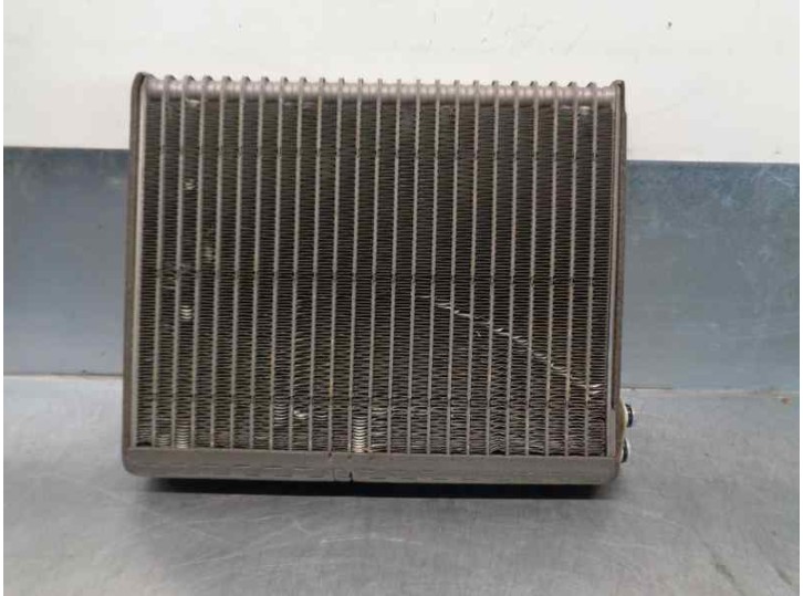 Recambio de evaporador aire acondicionado para lexus is200 (gxe10) 2.0 cat referencia OEM IAM 8850153010  