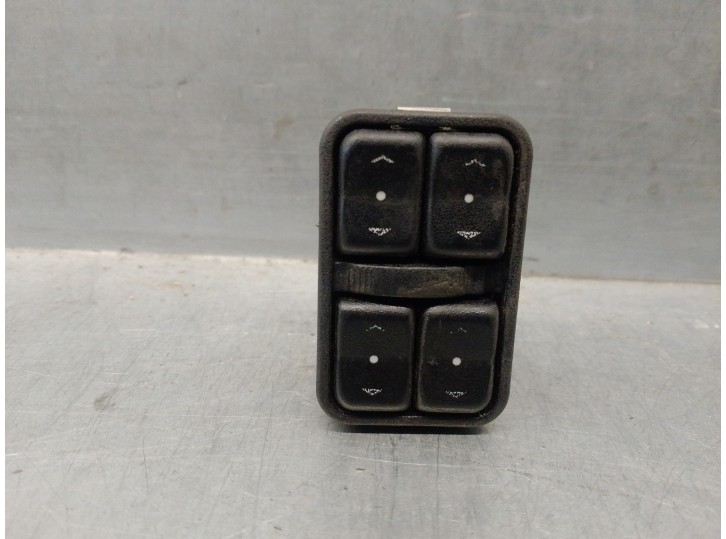 Recambio de mando elevalunas delantero izquierdo para opel astra g berlina 2.0 dti referencia OEM IAM 90561086 13363401 EATON