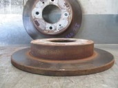 Replacement rear brake disc for Hyundai Coupe (RD) 2.0 16V CAT OEM IAM reference 