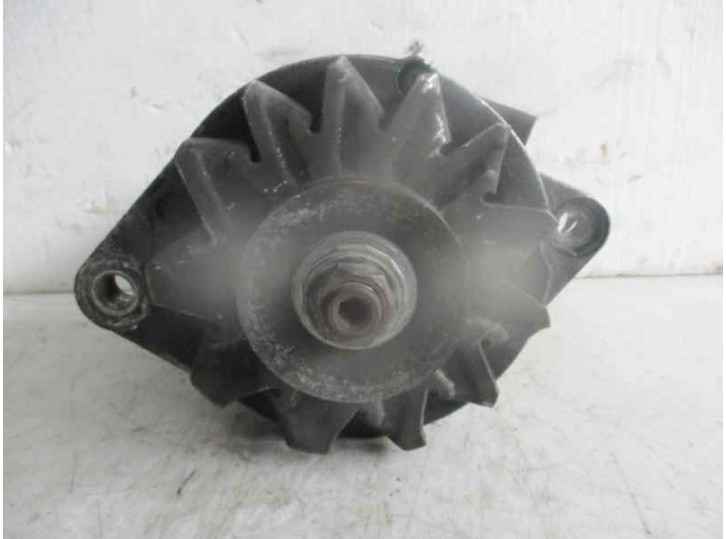 Recambio de alternador para seat ibiza 1.7 diesel referencia OEM IAM 0120489134 BOSCH