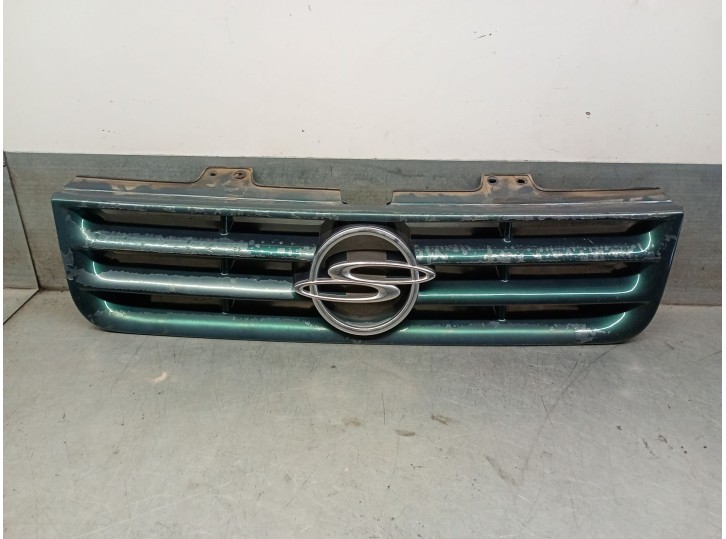 Recambio de rejilla delantera para ssangyong musso (fj) 2.3 d referencia OEM IAM 7943005101BE 7943005101BE 