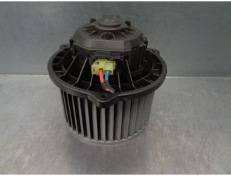 Recambio de motor calefaccion para hyundai ix20 1.4 crdi cat referencia OEM IAM 971131P000 F00S3B2407 BOSCH