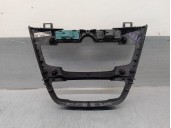 Recambio de molduras delanteras para opel insignia berlina 2.0 cdti cat referencia OEM IAM 13273253 