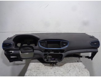 Recambio de salpicadero para hyundai ioniq referencia OEM IAM 84710G2300T9Y NEGRO 