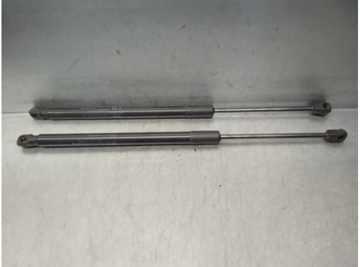 Recambio de amortiguadores maletero / porton para hyundai ix20 1.4 crdi cat referencia OEM IAM 817801K000 5 PUERTAS