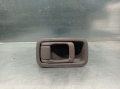Replacement right front interior door handle for Nissan Serena (C23M) 2.3 diesel OEM IAM reference 806709C001 5 DOORS