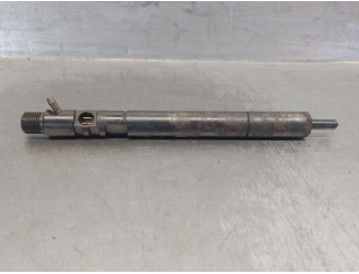 Recambio de inyector para ssangyong rodius 2.7 turbodiesel cat referencia OEM IAM A6650170221 6650170221 1599HD27W15 DELPHI