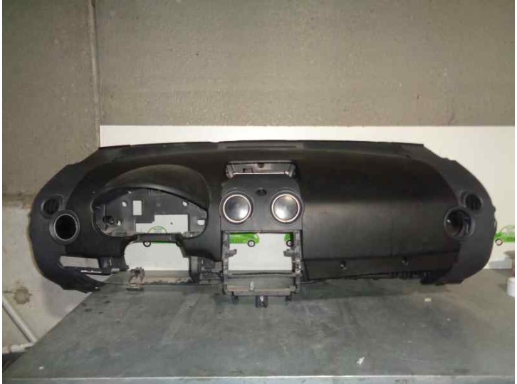 Recambio de salpicadero para mitsubishi colt berlina 5 (z30a) 1.5 di-d instyle (d) referencia OEM IAM NEGRO 