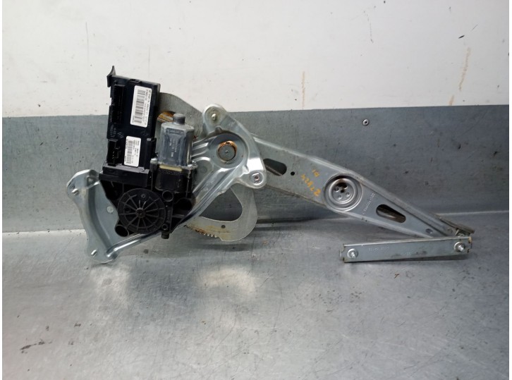 Recambio de elevalunas delantero izquierdo para renault scénic iii (jz0/1_) 1.5 dci referencia OEM IAM 807210007R 807210007R 