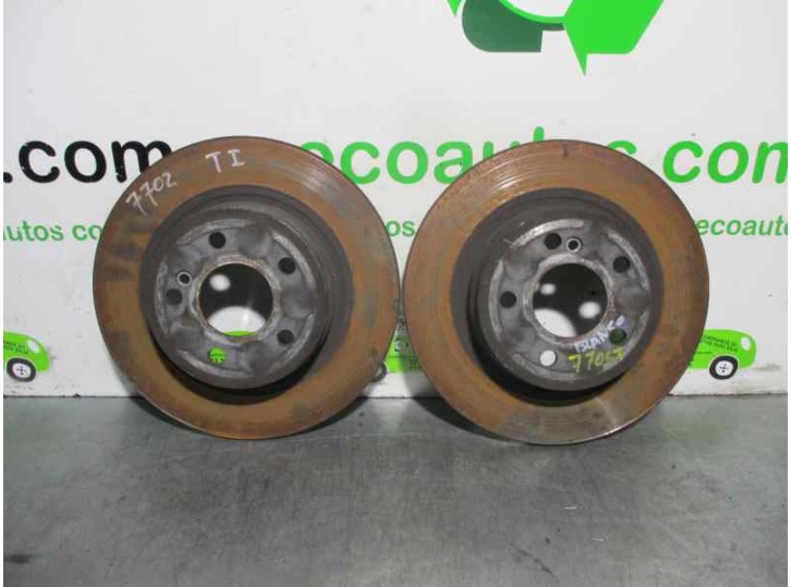 Recambio de disco freno trasero para mercedes-benz clase c (w204) berlina 2.1 cdi cat referencia OEM IAM   