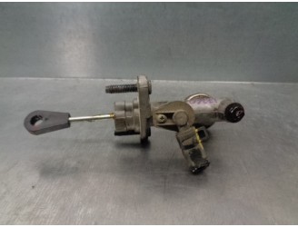 Recambio de bomba embrague para hyundai ix20 1.4 crdi cat referencia OEM IAM 416001P500 