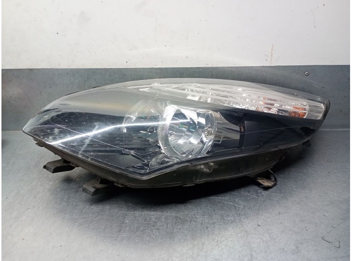 Recambio de faro izquierdo para renault scénic iii (jz0/1_) 1.5 dci referencia OEM IAM 260608682R 260608682R 