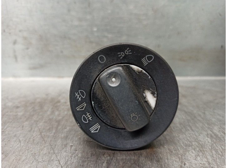 Recambio de mando luces salpicadero para audi a4 avant (8ed) 2.0 tdi referencia OEM IAM 8E0941531C  