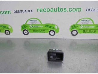 Recambio de mando elevalunas delantero derecho para mercedes-benz clase c (w204) berlina 2.1 cdi cat referencia OEM IAM A2048707