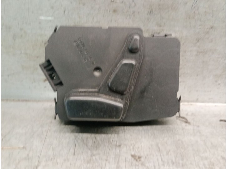 Recambio de mando asiento derecho para mercedes-benz clk (c208) clk 200 kompressor (208.344) referencia OEM IAM 2088204410 03464