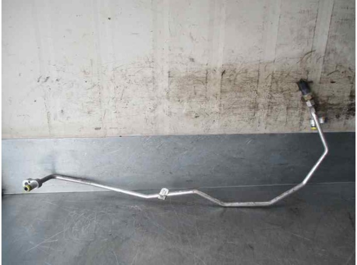 Replacement air conditioning pipes for BMW Z4 Roadster (E85) 2.2i OEM IAM reference 690923705 