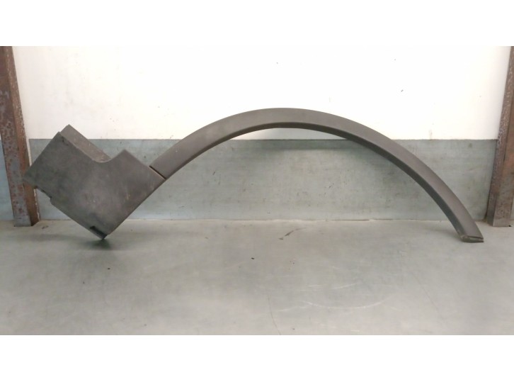 Recambio de aletin delantero derecho para ford kuga i 2.0 tdci referencia OEM IAM 8V41S16D238A 1528493 