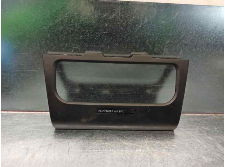 Recambio de molduras delanteras para volkswagen golf vi (5k1) 1.4 16v tsi referencia OEM IAM 