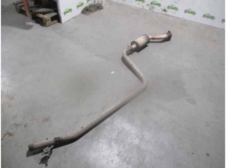 Replacement central exhaust pipe for Opel Vivaro 1.9 CDTI CAT (F9Q-760 / L08) OEM IAM reference 300-1402 BOSAL