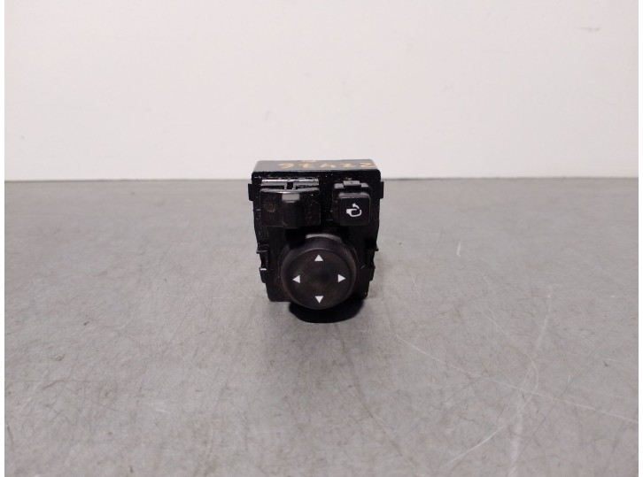 Replacement mirror control switch for Hyundai Bayon (BC3) 1.0 T-GDi OEM IAM reference 93530BV010 