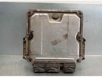 Recambio de centralita motor uce para peugeot 206 berlina 2.0 hdi cat referencia OEM IAM 9642013980 0281010594 BOSCH