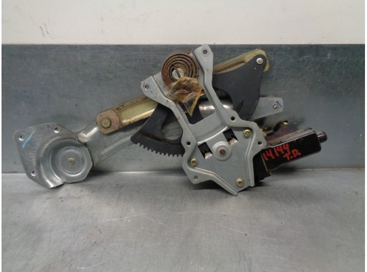 Recambio de elevalunas trasero derecho para hyundai galloper 2.5 referencia OEM IAM HR805960 2 PINES 5 PUERTAS