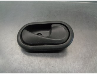 Recambio de maneta interior delantera derecha para dacia dokker 1.6 sce cat bivalent. gasolina / lpg referencia OEM IAM 82007338