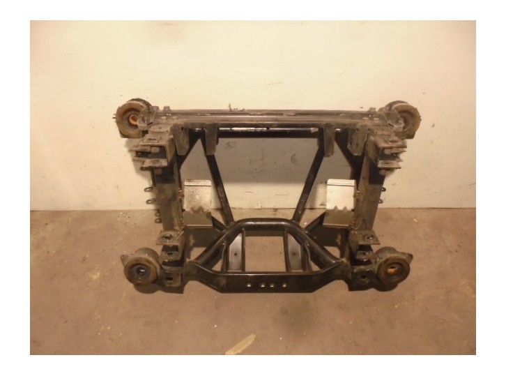 Recambio de puente trasero para maserati quattroporte referencia OEM IAM SOLO PUENTE 