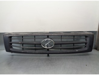Recambio de rejilla delantera para hyundai galloper 2.5 referencia OEM IAM HR630237BK  