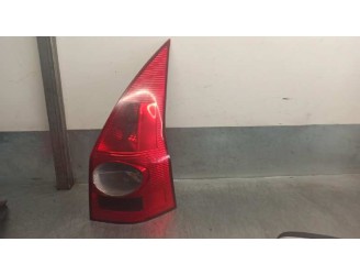 Recambio de piloto trasero derecho para renault megane ii familiar 1.6 16v referencia OEM IAM 8200142683 