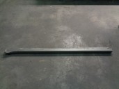 Replacement right lateral side skirt spoiler for Hyundai Galloper 2.5 OEM IAM reference HR650935 