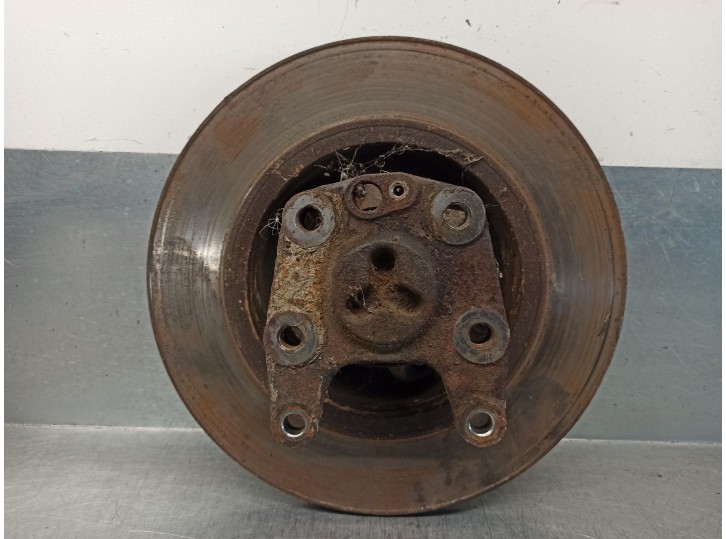 Replacement rear left steering knuckle for Peugeot Partner Kombi Confort OEM IAM reference 517637 