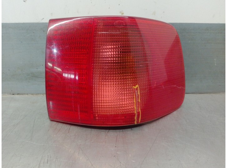 Replacement rear right light for Audi A6 saloon (C4) 2.3 OEM IAM reference 4A9945218 FENDER 4 DOORS