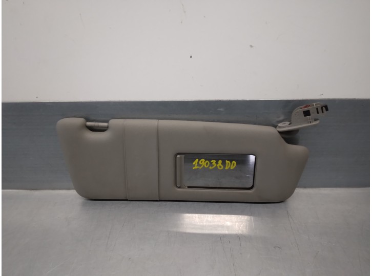 Recambio de parasol derecho para audi a4 avant (8e5) 2.5 v6 24v tdi referencia OEM IAM 8E0857552 