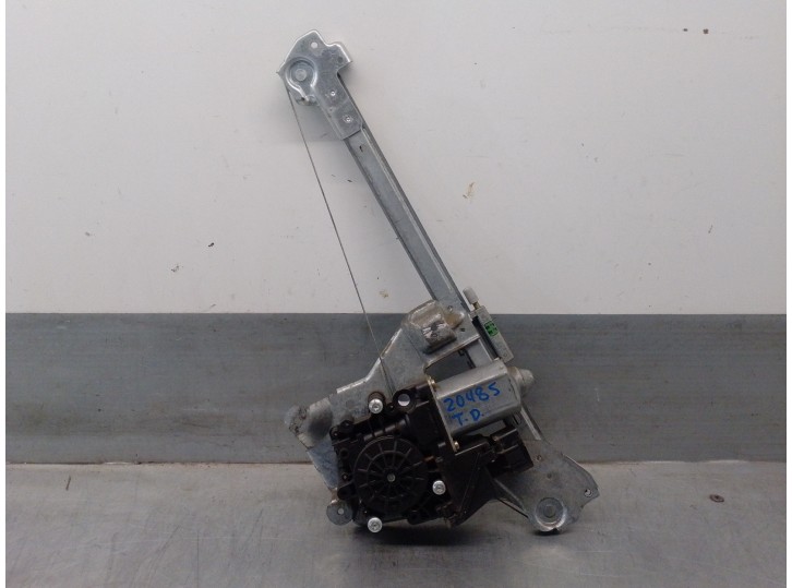 Recambio de elevalunas trasero derecho para audi a6 berlina (c4) 2.3 referencia OEM IAM 4A0839398B 8 PINES 4 PUERTAS