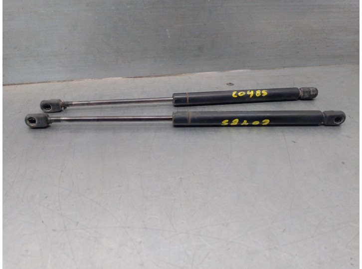 Recambio de amortiguadores maletero / porton para audi a6 berlina (c4) 2.3 referencia OEM IAM 4A5827552 