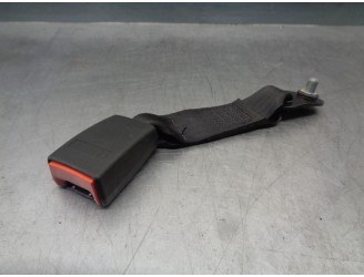 Recambio de enganche cinturon para alfa romeo 146 1.9 jtd referencia OEM IAM 38201 TRAS CENTR 5 PUERTAS