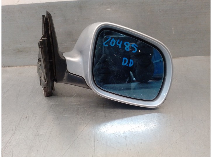 Recambio de retrovisor derecho para audi a6 berlina (c4) 2.3 referencia OEM IAM 4A1858532 5 PINES 4 PUERTAS