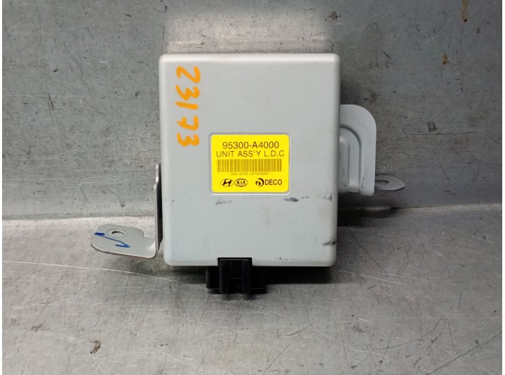 Recambio de modulo electronico para kia carens iv 1.7 crdi referencia OEM IAM 95300A4000 95300A4000 