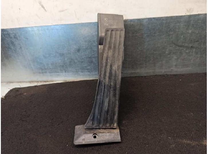 Recambio de potenciometro pedal para bmw serie 5 berlina (e60) 520d referencia OEM IAM 35426772645 