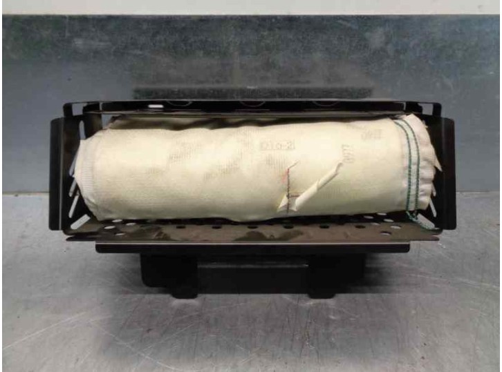 Recambio de airbag delantero derecho para chrysler pt cruiser cabrio 2.4 turbo referencia OEM IAM 04664322AB  