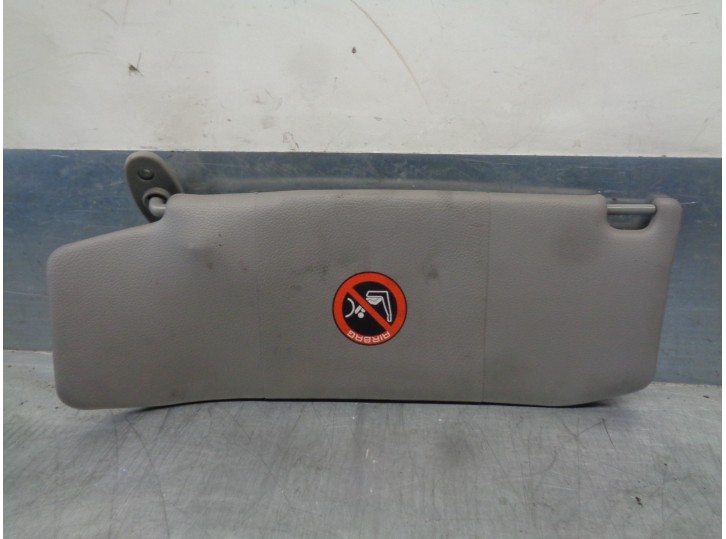 Recambio de parasol derecho para alfa romeo 146 1.9 jtd referencia OEM IAM 113029365  