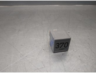 Recambio de rele para audi a4 avant (8e5) 2.5 v6 24v tdi referencia OEM IAM 8D0951253  