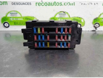 Recambio de caja reles / fusibles para chevrolet lacetti 1.6 cat referencia OEM IAM 96451738 