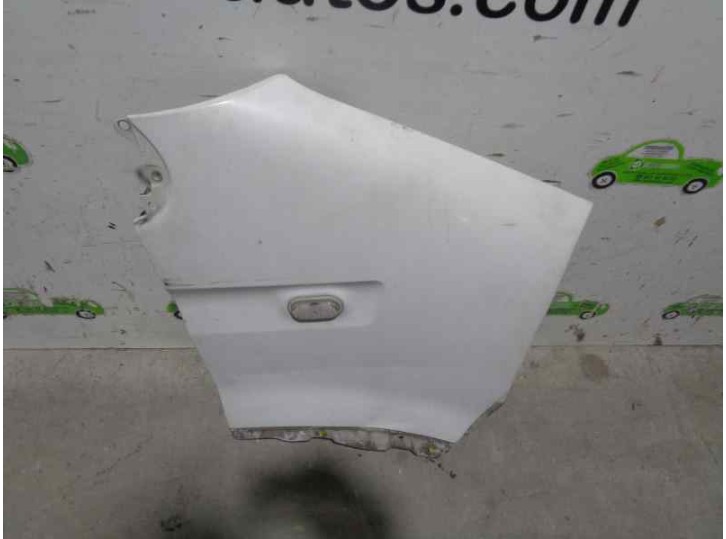Recambio de aleta delantera derecha para opel movano (2004 =>) 2.5 cdti referencia OEM IAM 4501756 BLANCA 