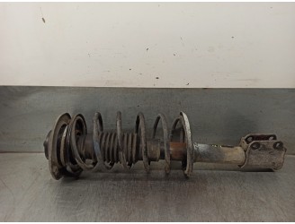 Replacement front right shock absorber for Renault 5 (B/C40) 1.1 OEM IAM reference 7701478772 