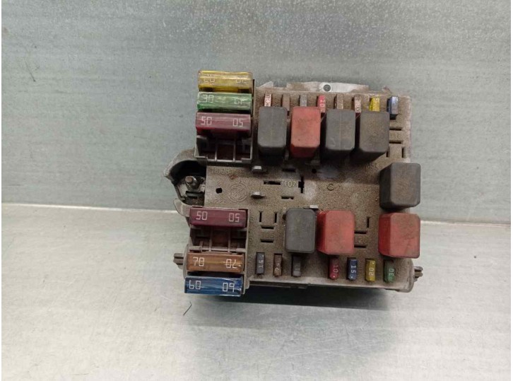 Recambio de caja reles / fusibles para fiat stilo (192) 1.9 jtd 80 active referencia OEM IAM 46796538 