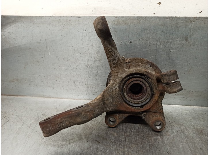 Recambio de mangueta delantera derecha para renault 5 (b/c40) 1.1 referencia OEM IAM 7700827260 