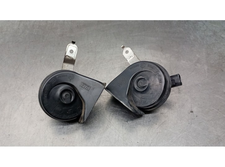 Recambio de claxon para bmw x3 (f25) xdrive 20 d referencia OEM IAM 61337217702 61337217702 