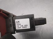 Replacement hazard warning switch for Opel Vectra C saloon 2.0 DTi OEM IAM reference 13138255 